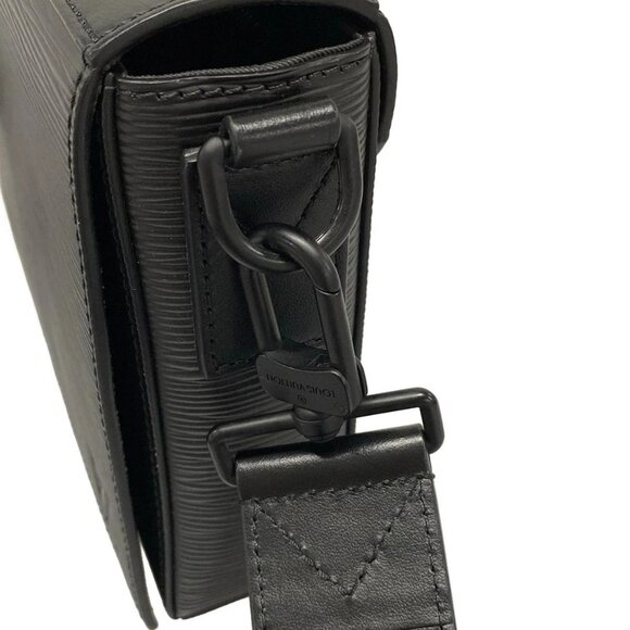 Auth LOUIS VUITTON New Flap Messenger M58492 Noir Epi - RFID : confirmed - Picture 9 of 16